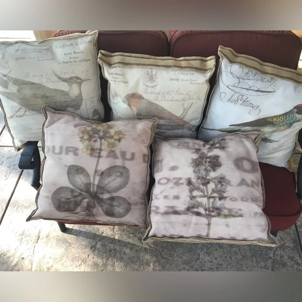 NWOT French Naturalist Botanical Box Pillow